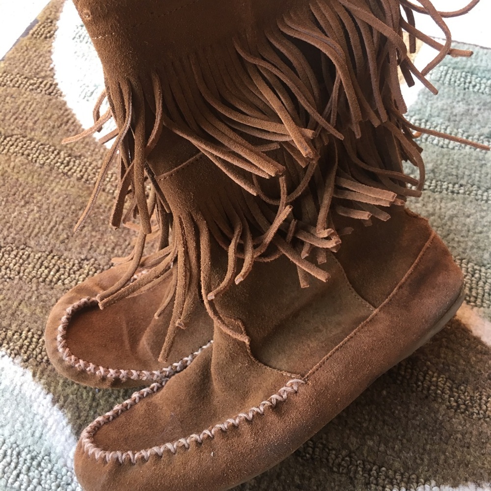 Minnetonka double fringe LEATHER boots